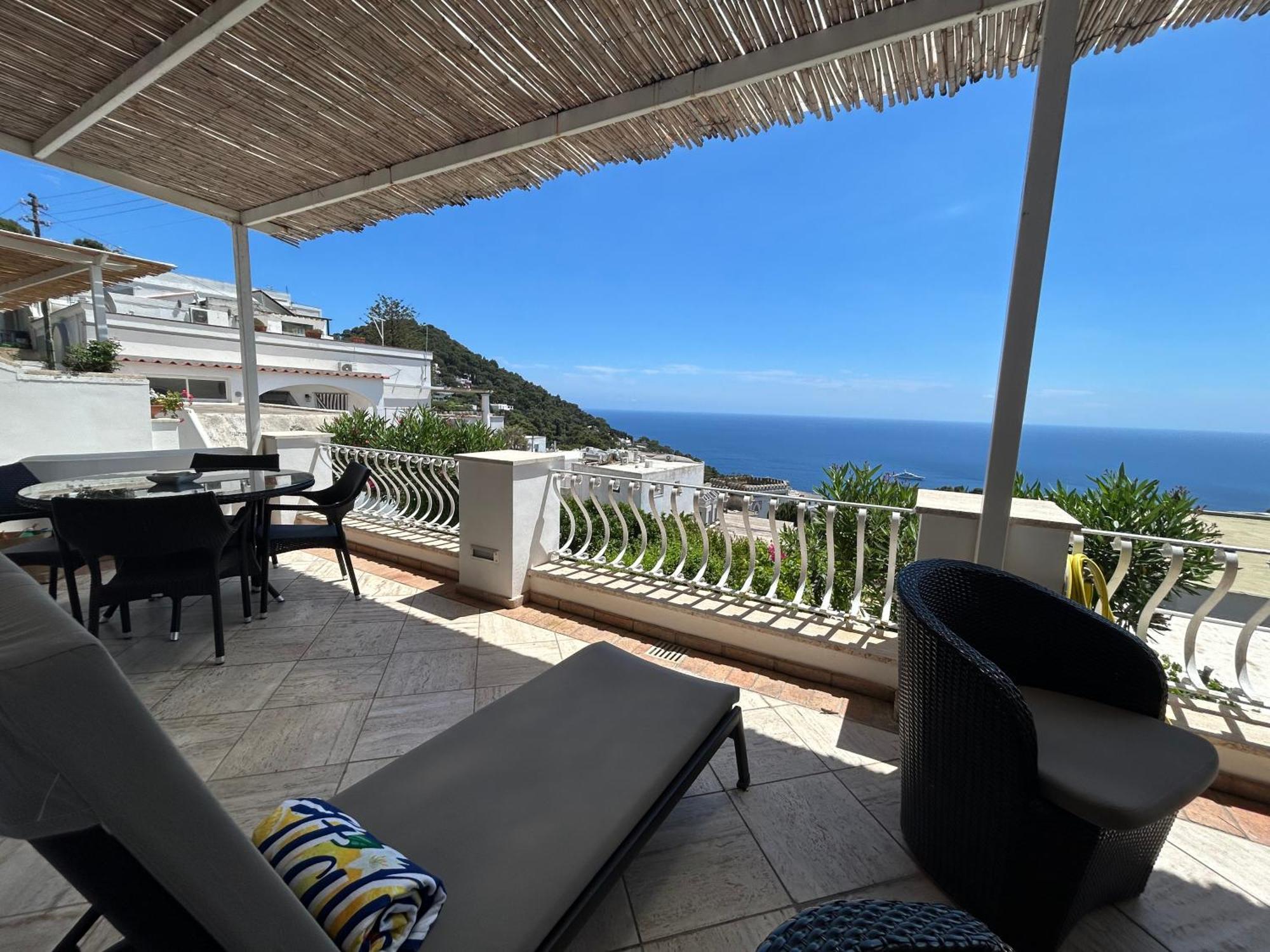 La Panoramica 3 3 Bagni Holiday home *